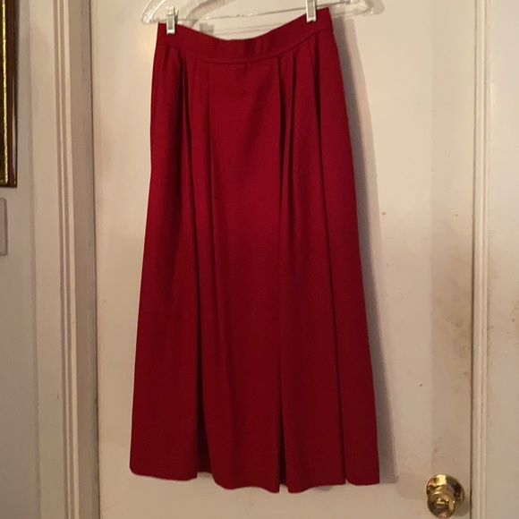 Red suit set - Picture 2 of 5